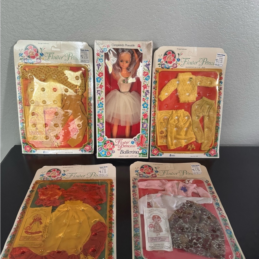 RARE Vintage 1982 Flower Princess Doll and Outfit Set
